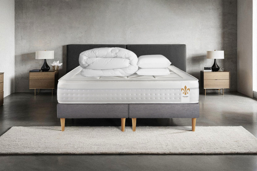 Pack lit complet 200x200 cm - Matelas + 2 Sommiers Gris + 2 oreillers + Couette - Vingt-Huit