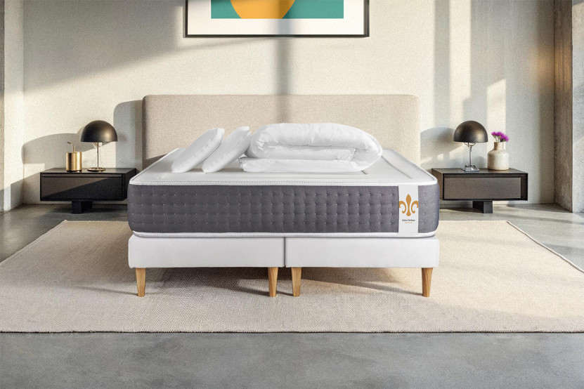 Pack lit complet 200x200 cm - Matelas + 2 Sommiers Blancs + 2 oreillers + Couette - Vingt-Six