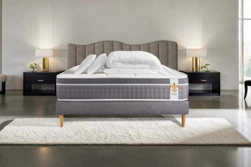 Pack lit complet 140x200 cm - Matelas + Sommier Gris (en kit) + 2 oreillers + Couette - Trente